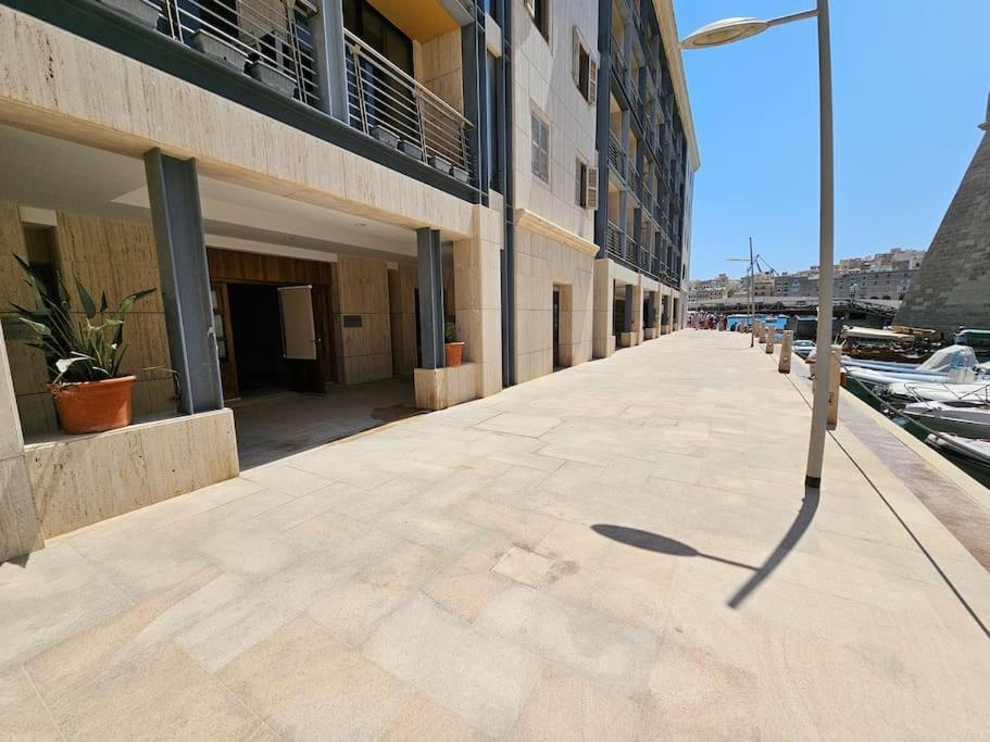 Unique Apartment And Location Birgu Esterno foto